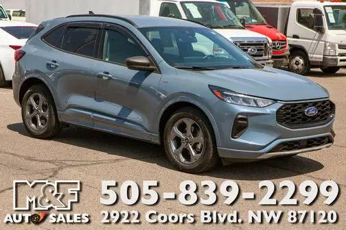 2023 Ford Escape ST-Line FWD photo
