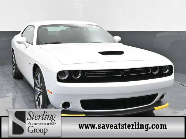 2023 Dodge Challenger R/T RWD photo