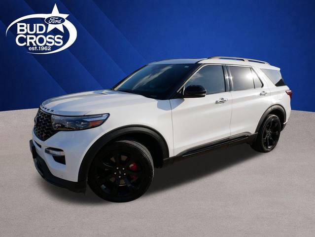 2023 Ford Explorer ST 4WD photo
