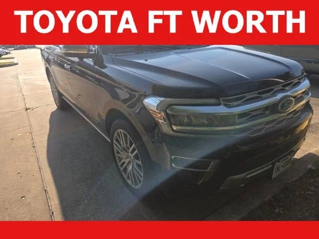 2022 Ford Expedition Max Platinum 4WD photo