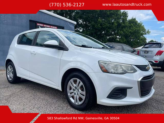2017 Chevrolet Sonic LT FWD photo