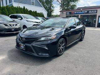 2021 Toyota Camry SE FWD photo