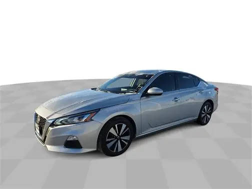 2022 Nissan Altima 2.5 SV FWD photo