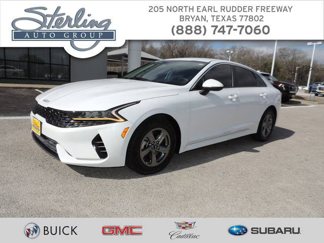 2022 Kia K5 LXS FWD photo