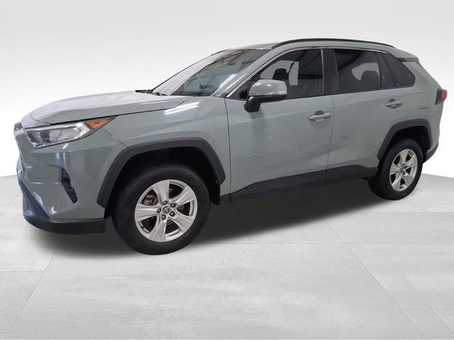 2021 Toyota RAV4 XLE FWD photo
