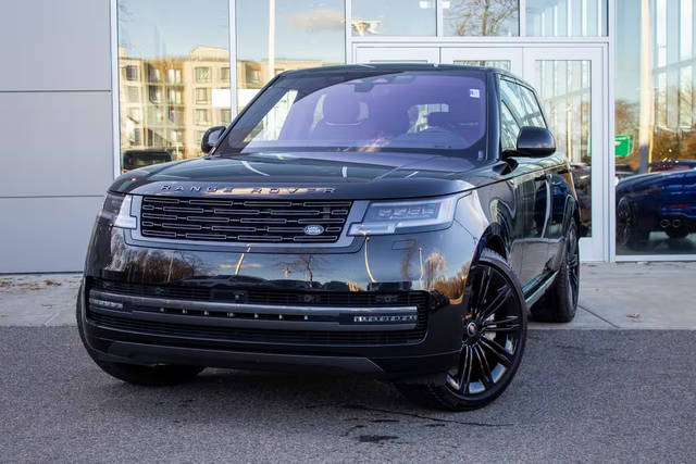 2023 Land Rover Range Rover SE AWD photo