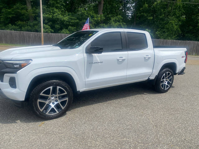 2023 Chevrolet Colorado 4WD Z71 4WD photo