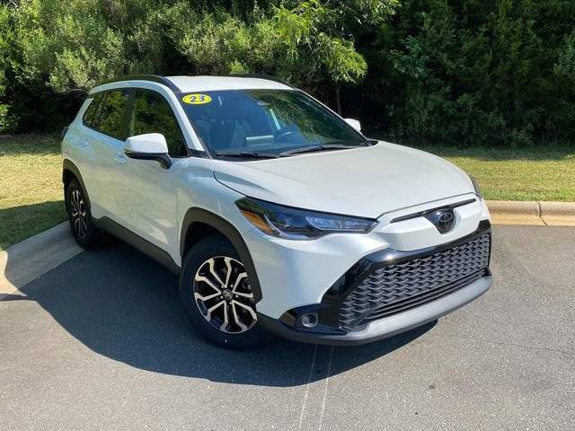 2023 Toyota Corolla Cross Hybrid SE AWD photo