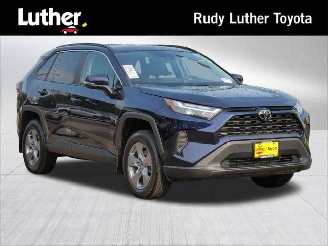 2023 Toyota RAV4 XLE AWD photo