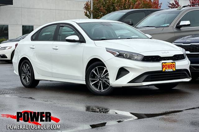 2023 Kia Forte LXS FWD photo