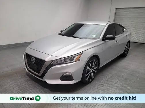 2022 Nissan Altima 2.5 SR FWD photo