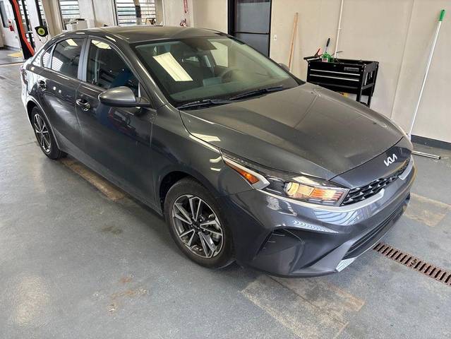 2023 Kia Forte LXS FWD photo