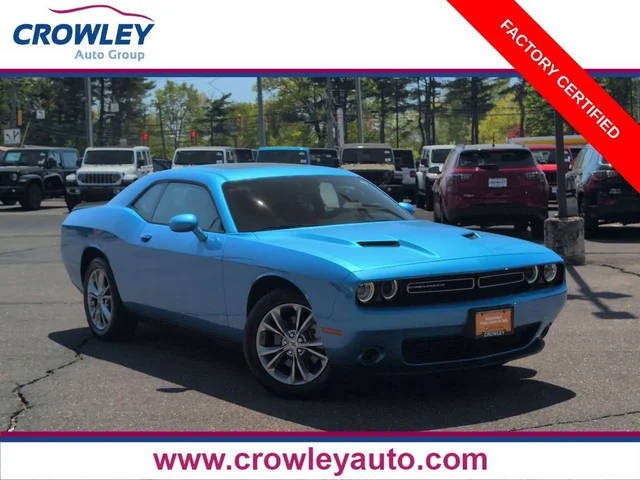 2023 Dodge Challenger SXT AWD photo