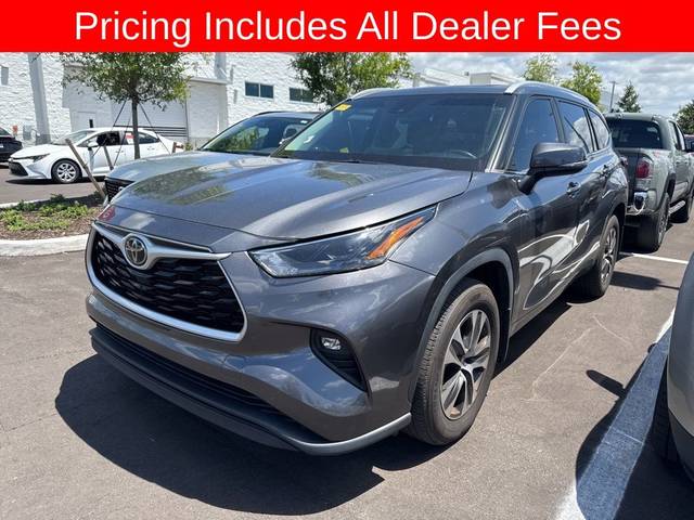 2023 Toyota Highlander XLE FWD photo