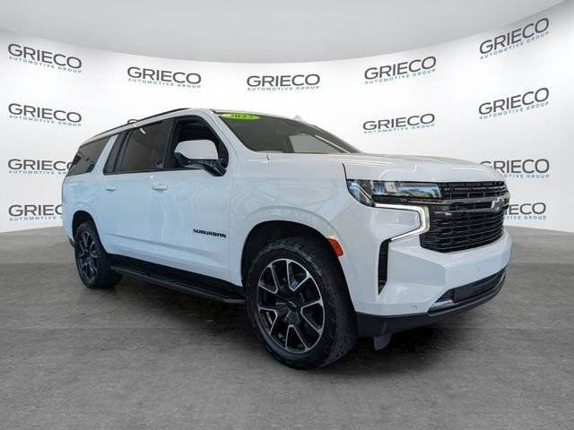 2023 Chevrolet Suburban RST 4WD photo