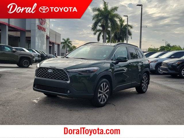 2023 Toyota Corolla Cross XLE FWD photo