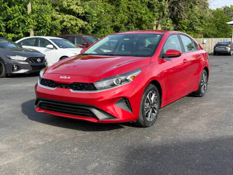 2023 Kia Forte LXS FWD photo