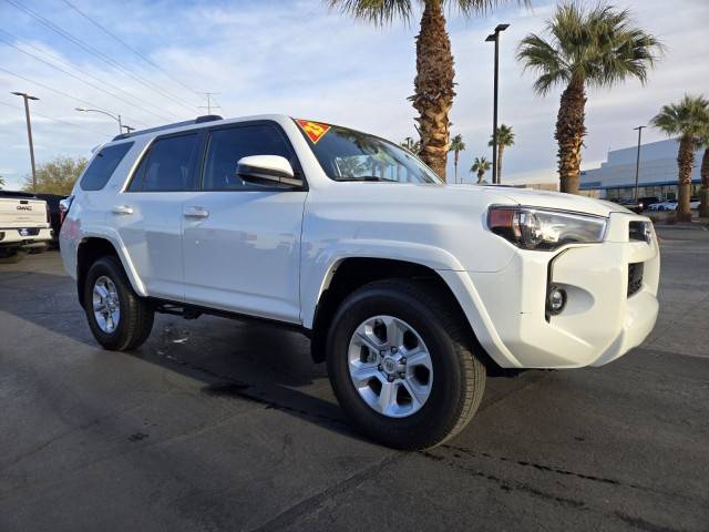 2023 Toyota 4Runner SR5 4WD photo