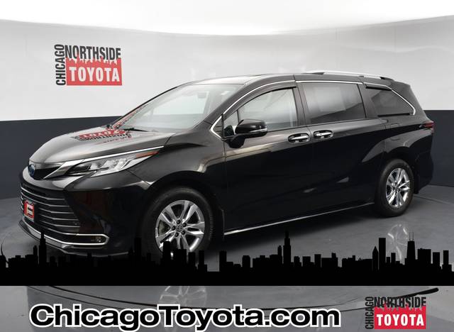 2023 Toyota Sienna Limited AWD photo
