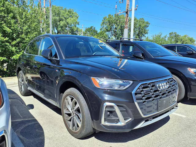 2023 Audi Q5 S line Premium Plus AWD photo