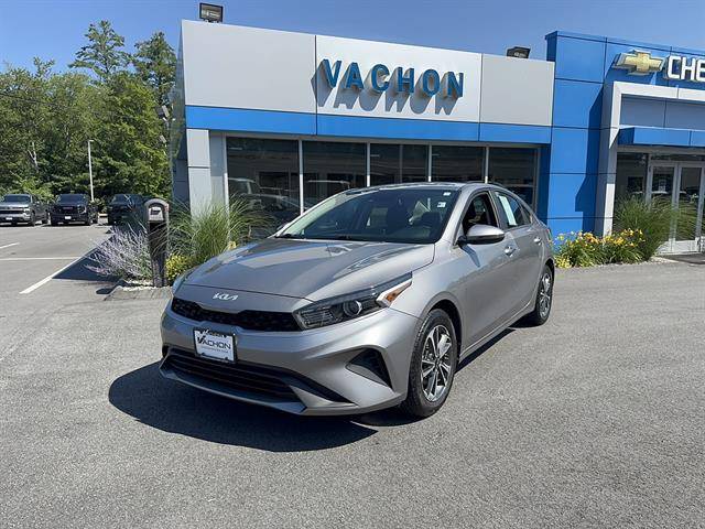 2023 Kia Forte LXS FWD photo