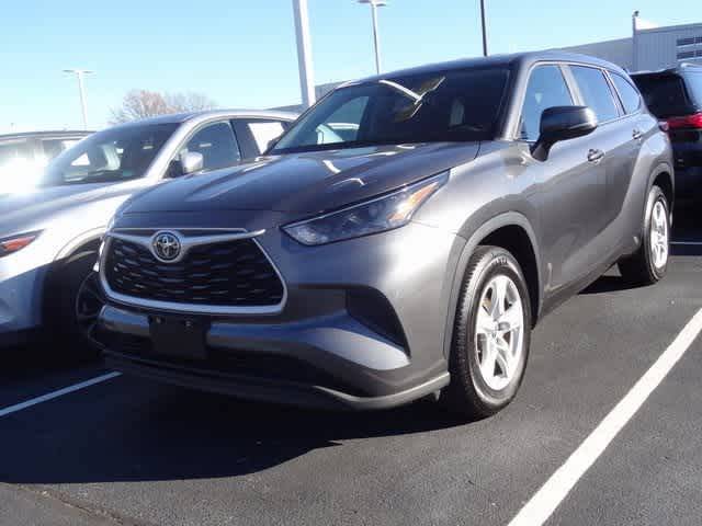 2023 Toyota Highlander L FWD photo