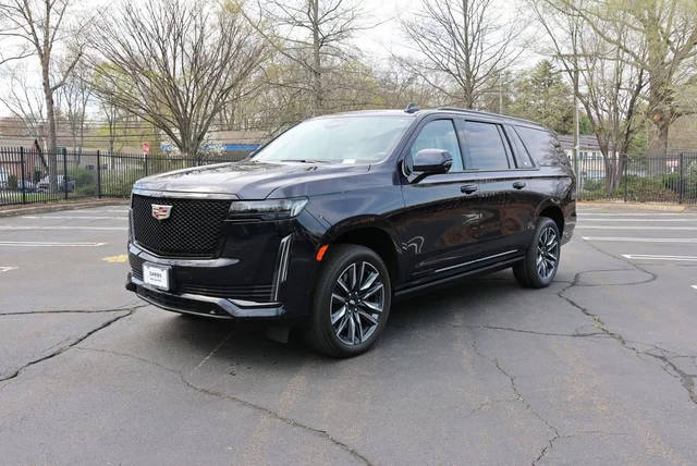 2023 Cadillac Escalade ESV 4WD Sport Platinum 4WD photo