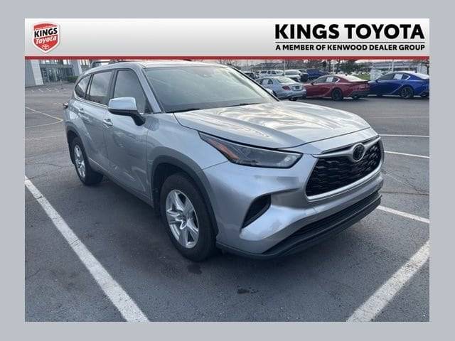 2023 Toyota Highlander L FWD photo