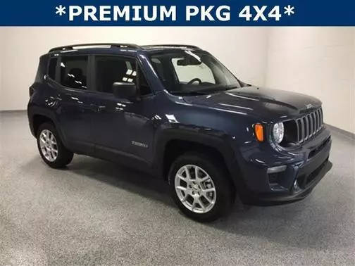 2023 Jeep Renegade Latitude 4WD photo