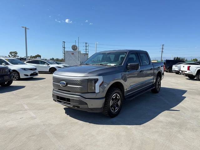 2023 Ford F-150 Lightning XLT AWD photo