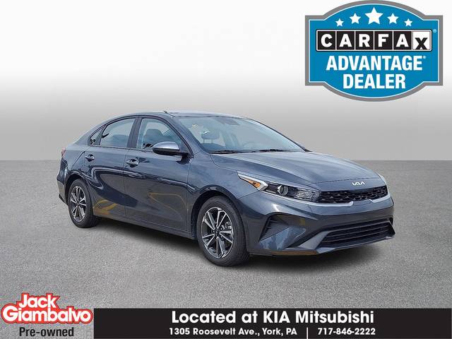 2023 Kia Forte LXS FWD photo