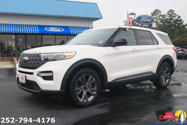 2023 Ford Explorer XLT 4WD photo