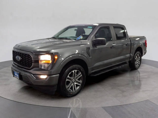 2023 Ford F-150 XL 4WD photo