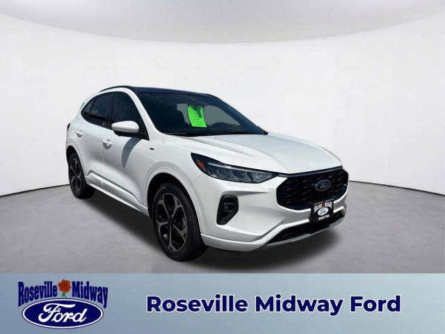 2023 Ford Escape ST-Line Select AWD photo