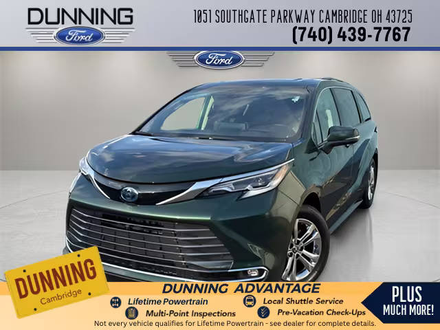 2023 Toyota Sienna Platinum AWD photo