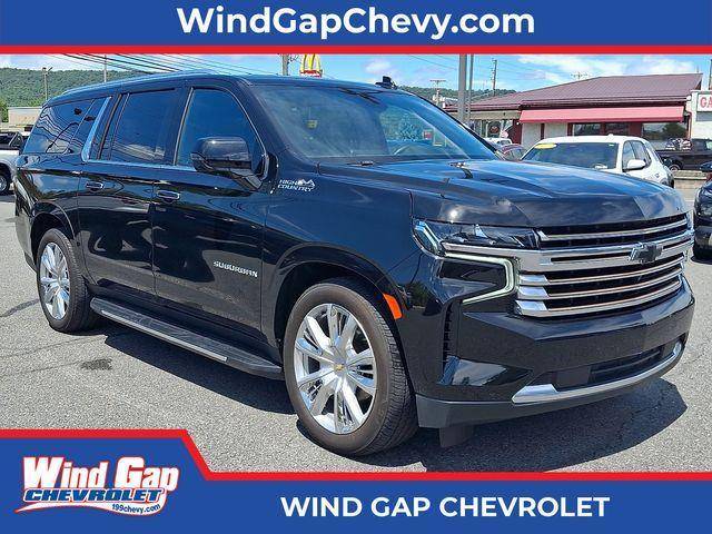 2023 Chevrolet Suburban High Country 4WD photo