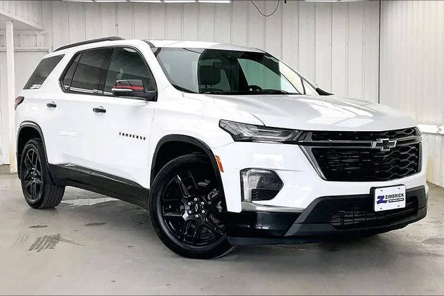 2023 Chevrolet Traverse Premier AWD photo