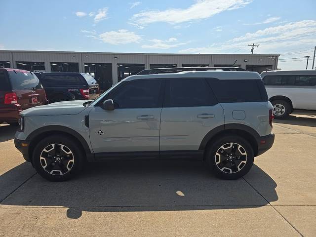 2023 Ford Bronco Sport Outer Banks 4WD photo
