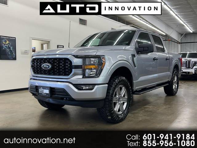 2023 Ford F-150 XL 4WD photo