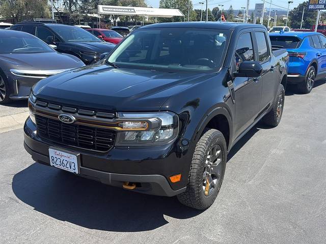 2023 Ford Maverick LARIAT Advanced AWD photo