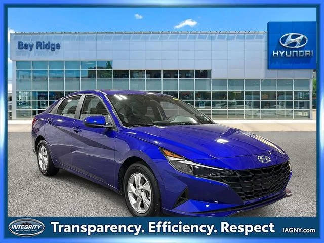 2023 Hyundai Elantra SE FWD photo