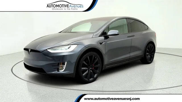 2020 Tesla Model X Long Range Plus AWD photo