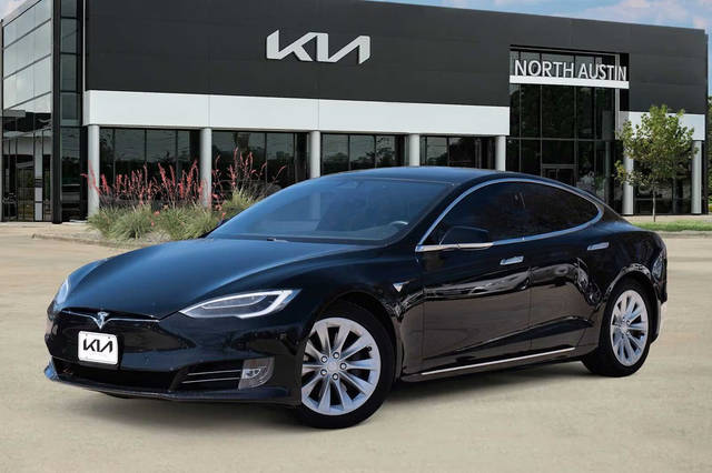 2017 Tesla Model S 60 RWD photo