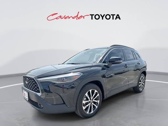 2023 Toyota Corolla Cross XLE AWD photo