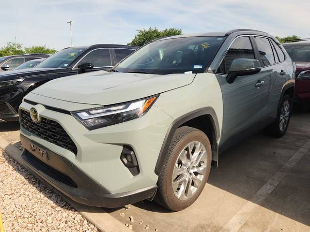 2023 Toyota RAV4 XLE Premium FWD photo