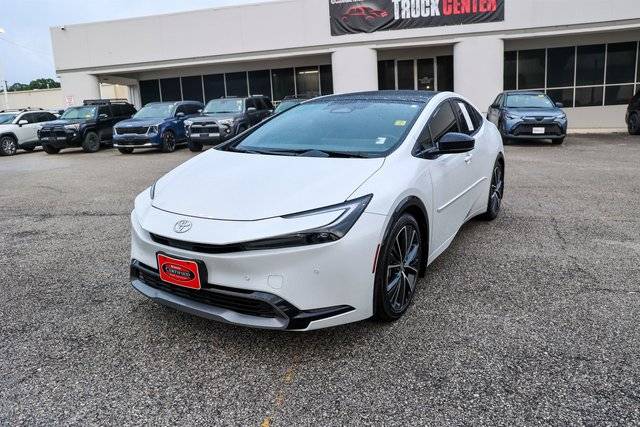 2023 Toyota Prius XLE FWD photo