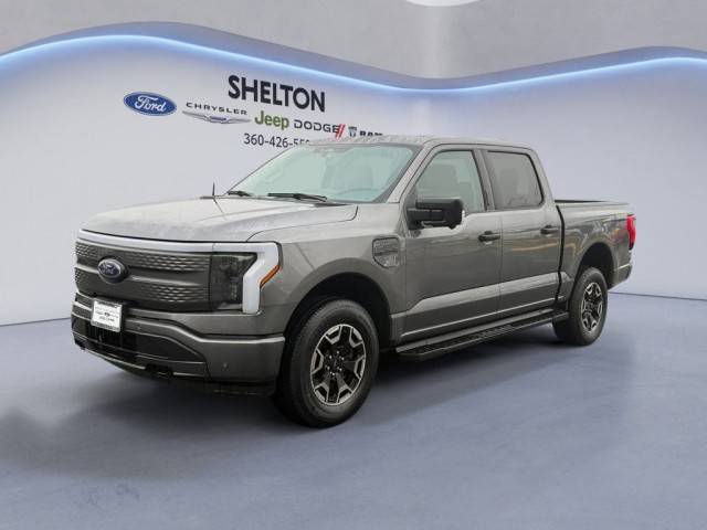 2023 Ford F-150 Lightning XLT AWD photo