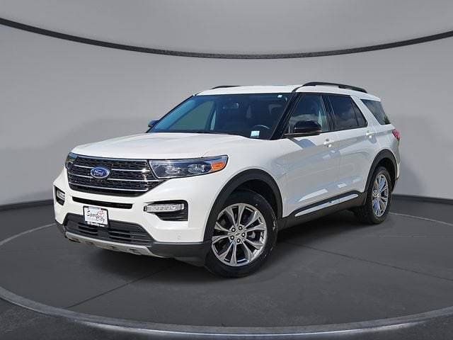 2023 Ford Explorer XLT 4WD photo