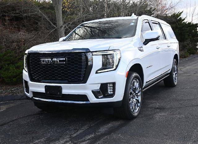 2023 GMC Yukon XL Denali Ultimate 4WD photo