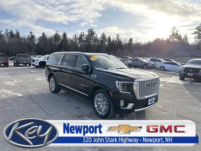 2023 GMC Yukon XL Denali 4WD photo